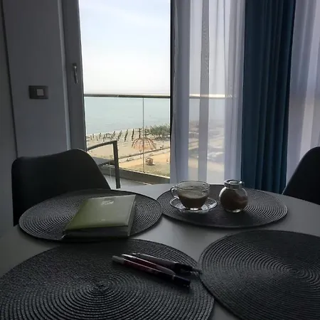 Apartamentele Delton Alezzi * Navodari